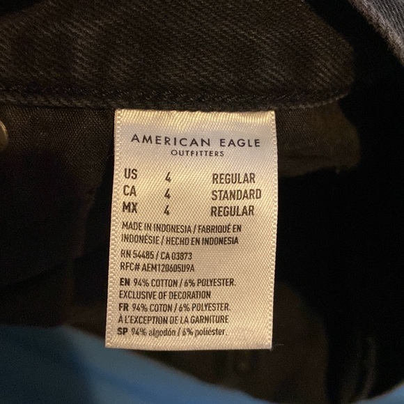 Black American Eagle high waist mom distressed boot cut jeans - Picture 5 of 12